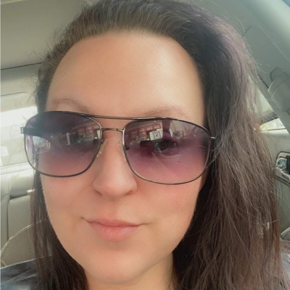 Meet your Posher, Shawna